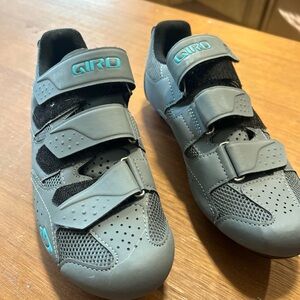 New Giro Women’s Cycling Shoes - Gray and Black 8.5